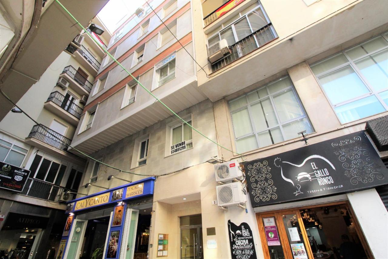 阿蒂科拉里奥斯套房酒店 马拉加 外观 照片